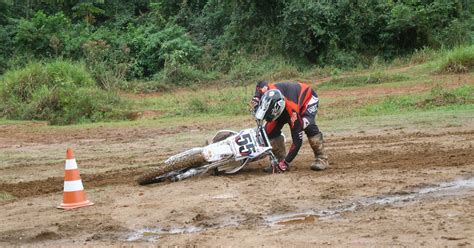 Maromba Racing Curso De Motocross Sempre Lembrando Aos Alunos E