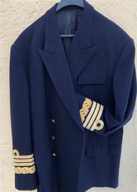 Navy Admiral Uniform – Intaria