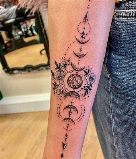 101 Best Moon Phases Spine Tattoo Ideas That Will Blow Your Mind