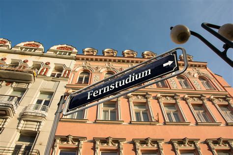So läuft ein Fernstudium ab - das sollte man wissen - Olingua