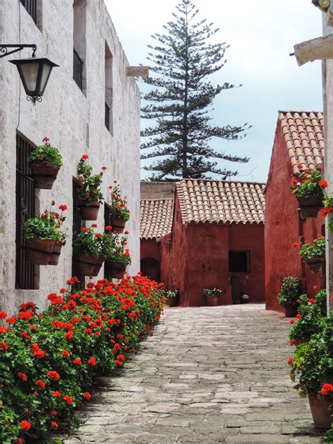 Calle Interior De La Monasterio De Santa Catalina Arequipa 2017