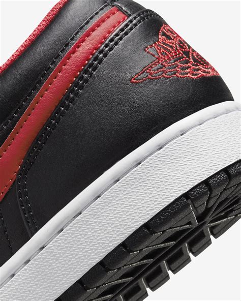 Air Jordan 1 Low Mens Shoes Nike Ro