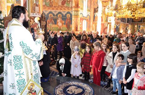 Sfânta Liturghie arhierească la biserica Nașterea Maicii Domnului din