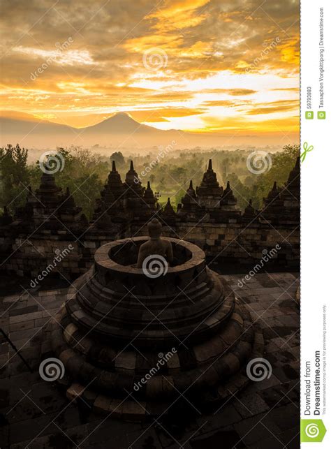 Golden Sunrise Over Borobudur Stupa Stock Image - Image of sunset, dawn: 59793883