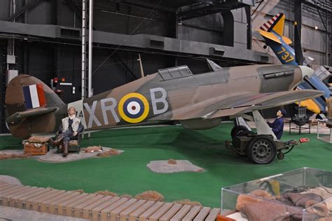 Hawker Hurricane Mk Iia Aeroscale