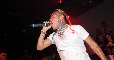 Ix Ine Clowned Online For Gay Porn Star Lookalike Confusion