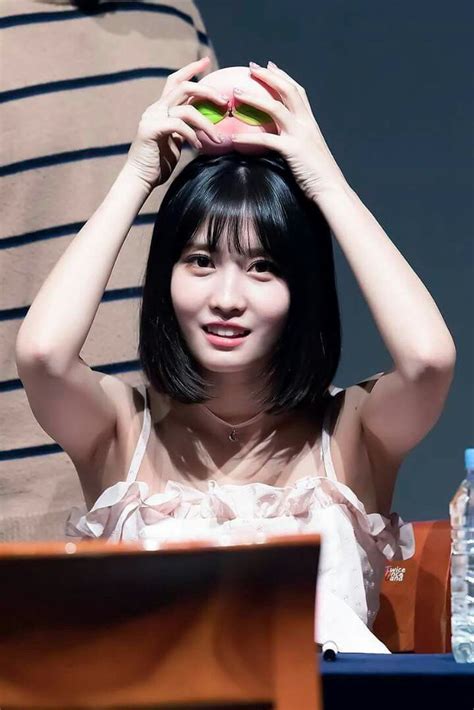 Pin By Fancy Raver On ´｡｡` Twice ´｡｡` Momo Female Idols Momo Twice