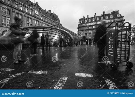 Gare Saint-Lazare editorial photography. Image of historic - 27974857