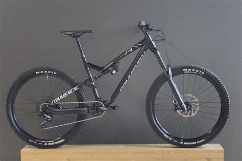 2017 Commencal Meta Am V42 Essential Black M For Sale