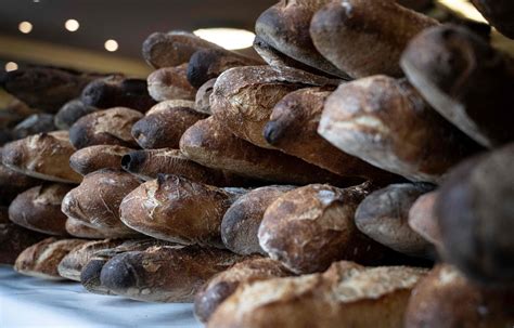 La Meilleure Baguette De Paris Se Trouve Dans Le E Arrondissement