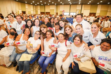 ACOMPAÑA JUANITA ALONSO A GOBERNADORA MARA LEZAMA EN GIRA DE TRABAJO