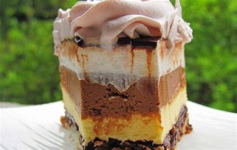 Recept Iz Snova Recepti Zadovoljstva Kinder Bueno Torta