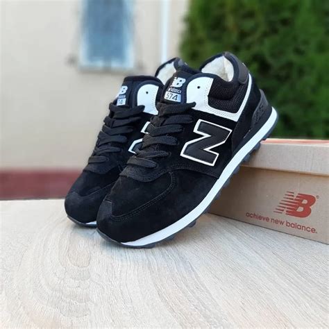 Женские зимние кроссовки на меху New Balance Нью Беланс 574, замша ...