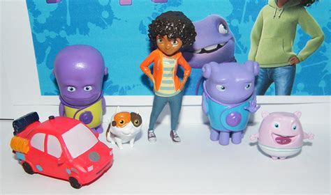 Dreamworks Home Mini Figure Toy Play Set Of 13 With Tip, Oh, Kyle, Captain Smek, Pig, A Cool Car ...