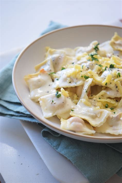 Four Cheese Ravioli With Alfredo Sauce Pasta Dinner