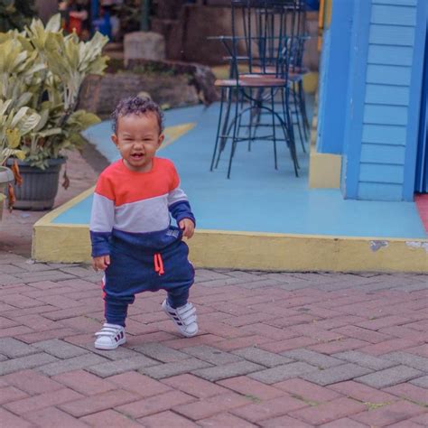 Potret Gemesin Bambino Yang Makin Mirip Papa Babe Cabita