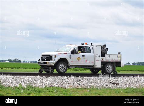 TP&W Railroad Hi-Rail Truck near Watseka, IL Stock Photo - Alamy