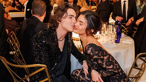 Kylie Jenner & Timothee Chalamet Reportedly Prefer to Keep Their ...