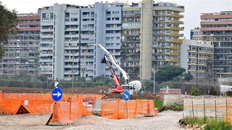 Via Ai Lavori Per Il Tunnel Tra Via Amendola E Japigia Opera