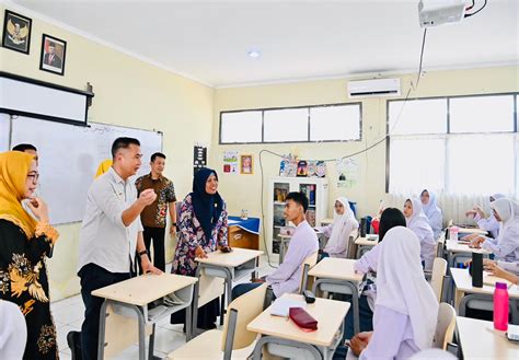 Bey Machmudin Dorong Pengolahan Sampah Dimulai Dari Tingkat Sekolah