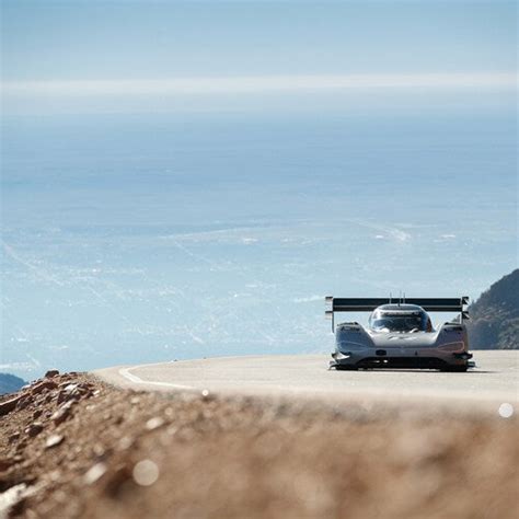 Volkswagen IDR Pikes Peak – Larry Chen Photography