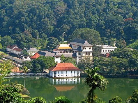 Temple of the Tooth | tishineh tourism