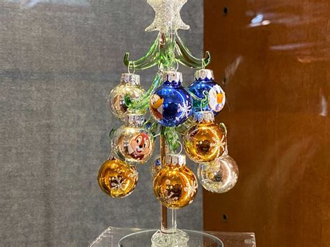 PHOTOS Walt Disney World 50th Anniversary Mini Glass Christmas Tree