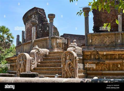 Kingdom Of Polonnaruwa Hi Res Stock Photography And Images Alamy