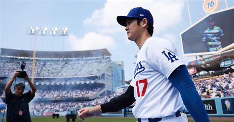 大谷翔平ドジャース10年1000億契約に「ジョークだろ？」mlb役員が憤慨していた“超異例の97％後払い”の是非 Mlb Number Web ナンバー