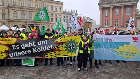 Einigung Im Tarifstreit Mehr Geld F R Besch Ftigte Im Ffentlichen