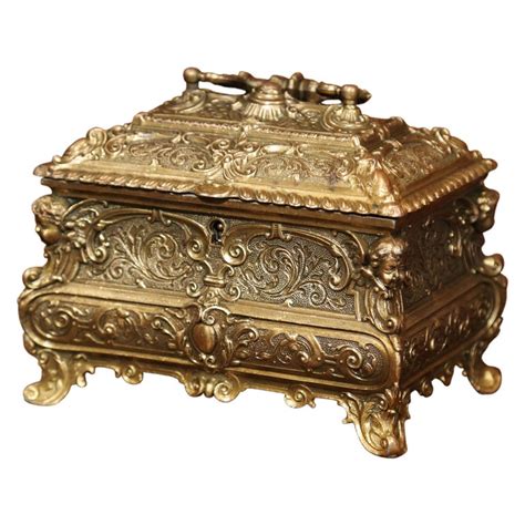 19th Century French Louis Xv Brass Plated Jewelry Box With Repousse