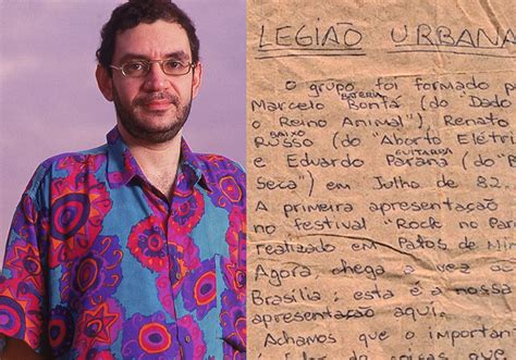 Ex baterista do Legião Urbana compartilha manuscrito de Renato Russo em