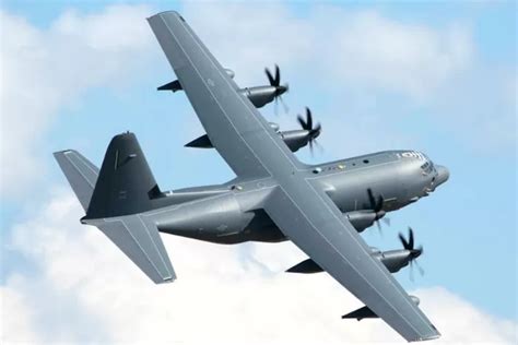 Mengenal Pesawat Angkut Baru TNI C 130J Super Hercules Yang Bisa