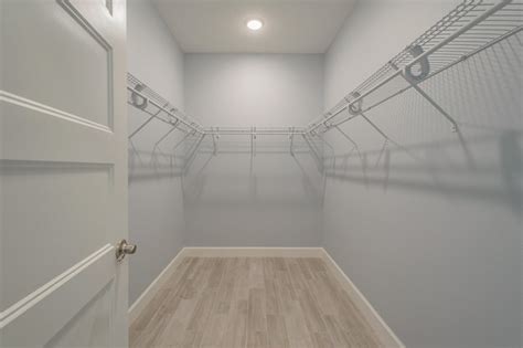 The Sea Breeze Master Walk In Closet New Home Builders In Tampa