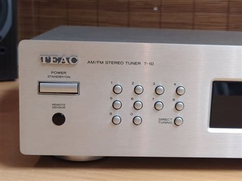 Tuner TEAC T 1D Distinction Series