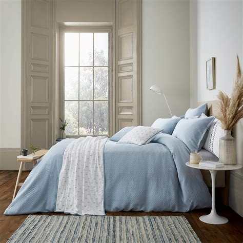 Murmur Bedding Inspired by Nature