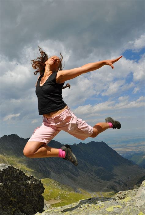 People In Motion Photo Contest Winners - VIEWBUG.com