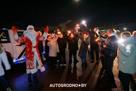 ВИДЕО! В Гродно из 150 авто построили огромную фигуру ЗУБРА! Посмотрите ...