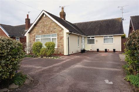 3 Bedroom Detached Bungalow For Sale In The Strand Fleetwood Fy7 8nr