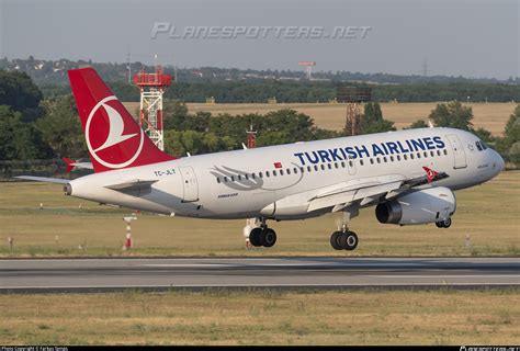 Tc Jlt Turkish Airlines Airbus A Photo By Farkas Tam S Id