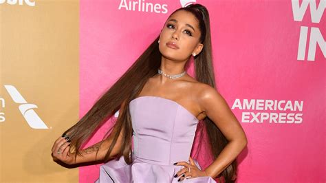 Ariana Grande Wore Her Hair Down Again, and Fans Are Freaking Out | Allure