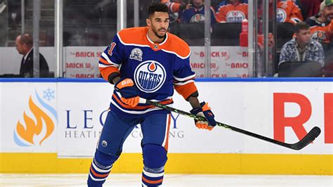 Oilers Evander Kane Reveals Gruesome Nature Of Wrist Injury Flipboard