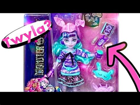 MONSTER HIGH NEWS 2022 G3 Twyla FIRST Look Creepover Party