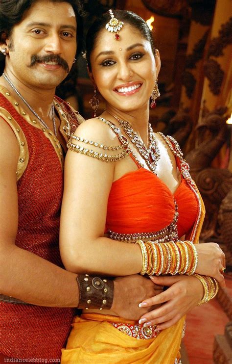 Pooja Chopra Bollywood Ponnar SS1 40 Hot Stills Starcelebblog