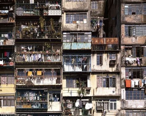 Kowloon Walled City Penempatan Yang Tiada Undang2 Paling Padat Di