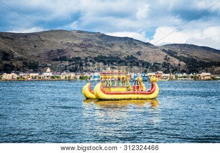 Uros Peru Jan Image Photo Free Trial Bigstock