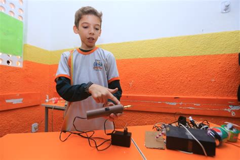 Talento na prática na Feira de Ciências em Belford Roxo Jornal hora H