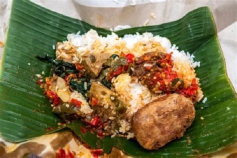 Rekomendasi Nasi Padang Terenak Di Madiun Rendang Super Empuk Sambal