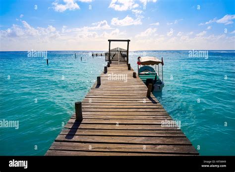 Mahahual Caribe Beach Pier en la Costa Maya de México maya Fotografía