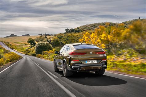 2020 BMW X6 officially unveiled with V8 engine and light-up front ...